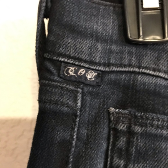 Citizens of Humanity Avedon Distressed Jeans - Picture 7 of 11